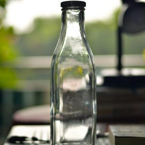 Liquid container bottle